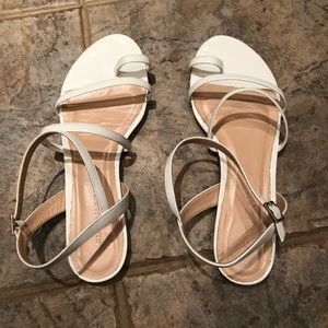 Club Monaco white leather strappy sandal